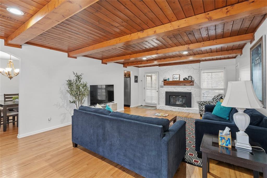 1581 Greers Chapel Road NW