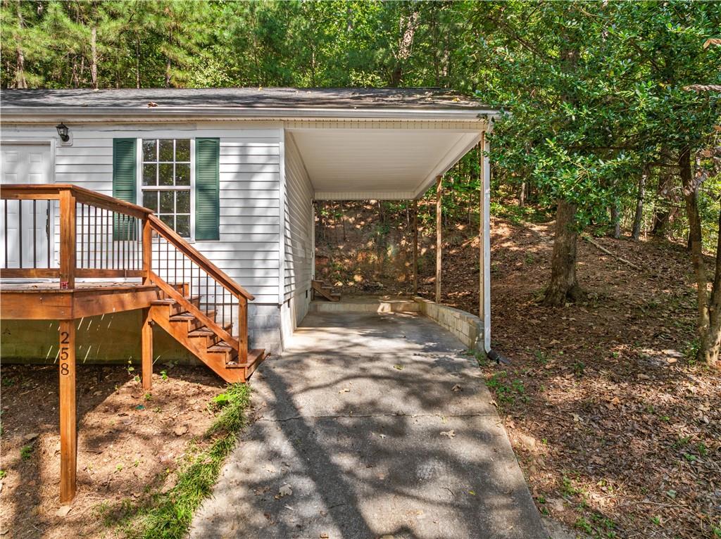 258 Curtis Circle SE