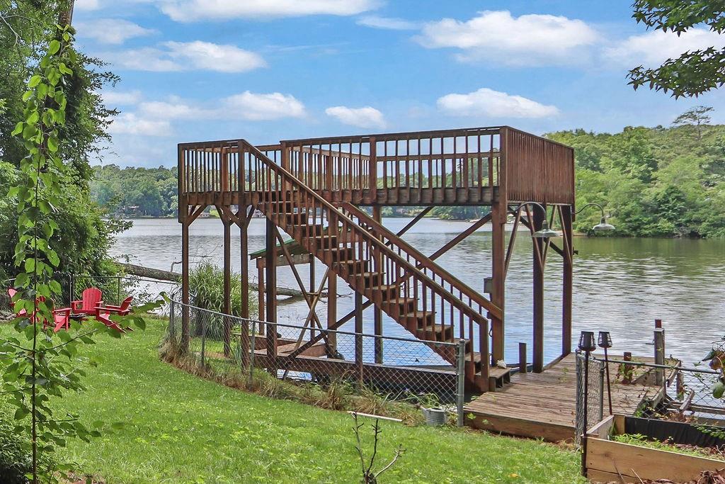 8788 Lake Drive