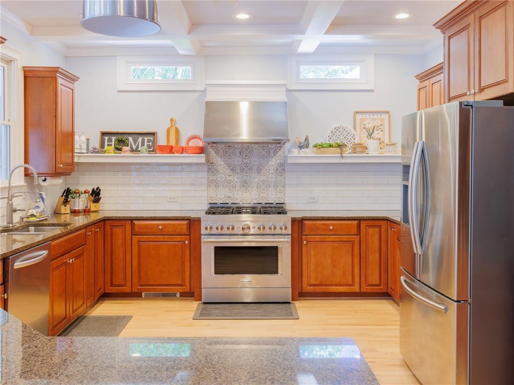 10635 Sugar Crest Avenue, Johns Creek, Georgia image 24