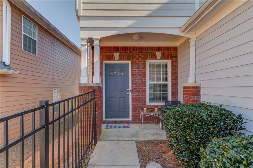 4724 Autumn Rose Trail, Oakwood, Georgia image 4