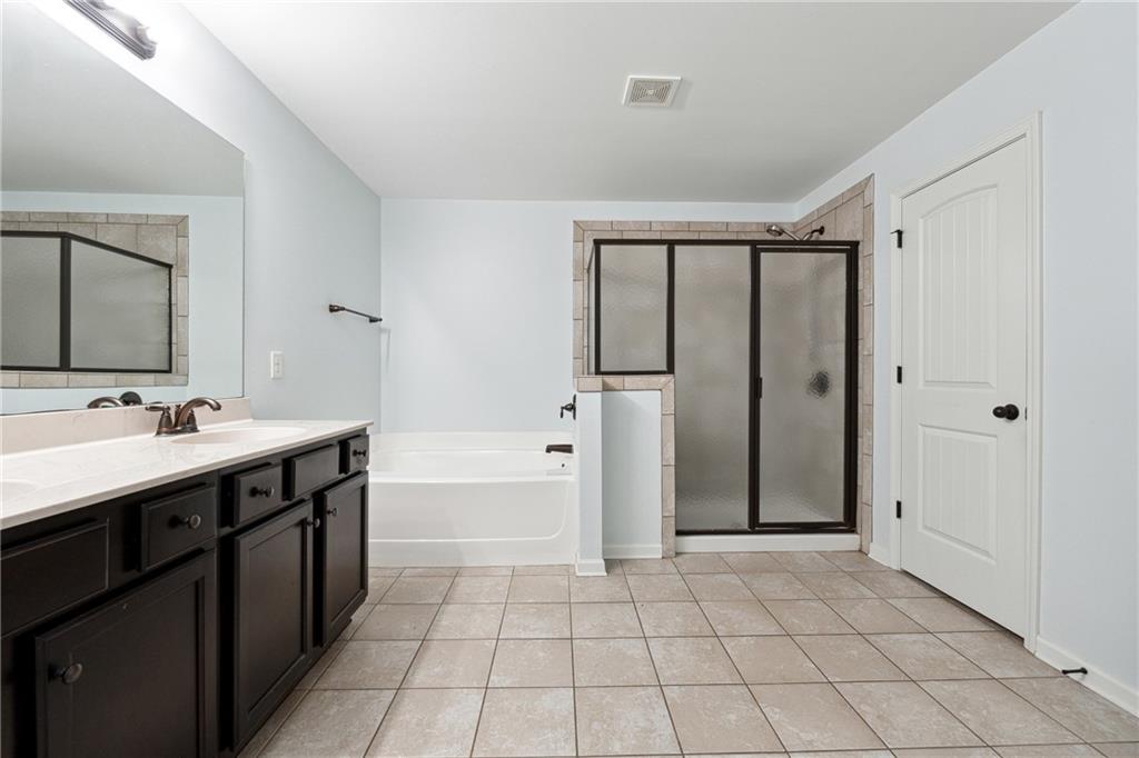 4590 Wildener Way, Cumming, Georgia image 15
