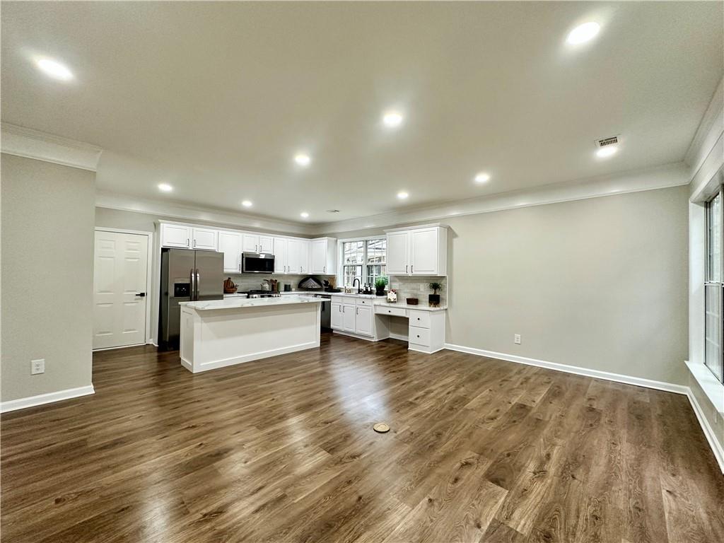608 Chickory Court, Woodstock, Georgia image 13