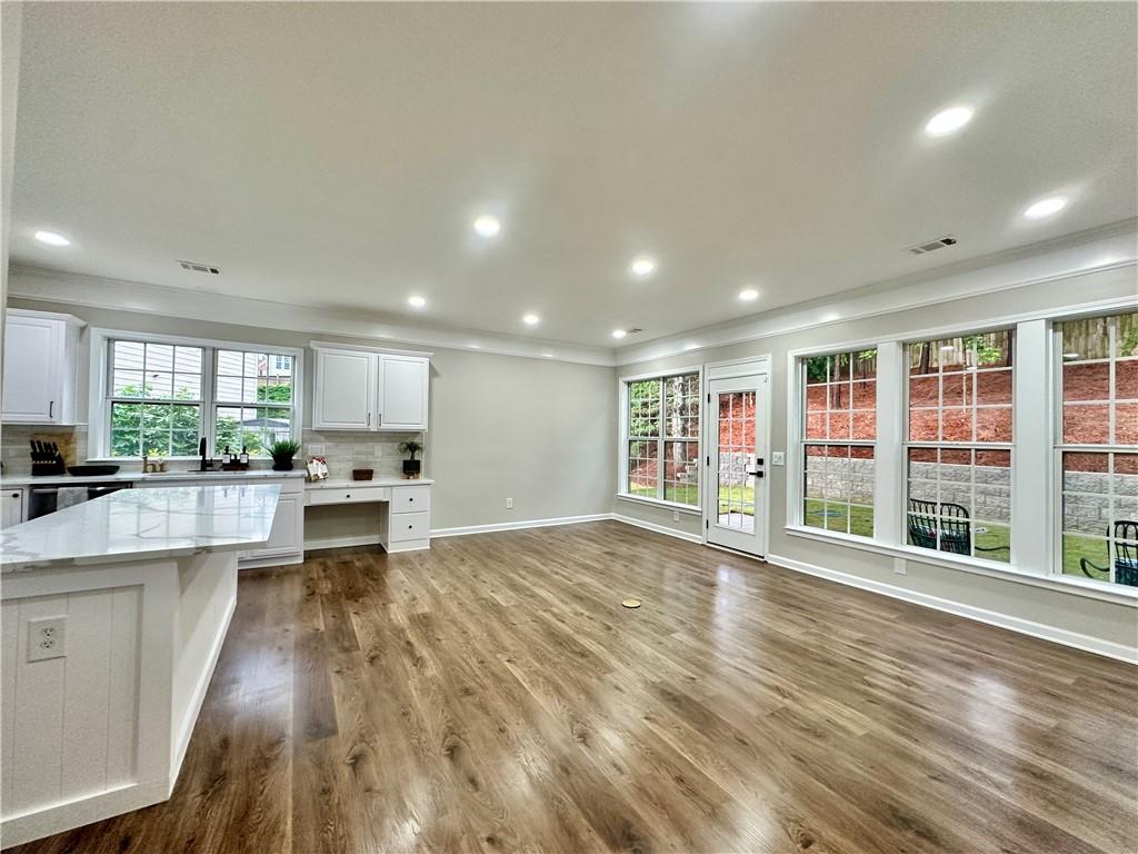 608 Chickory Court, Woodstock, Georgia image 9