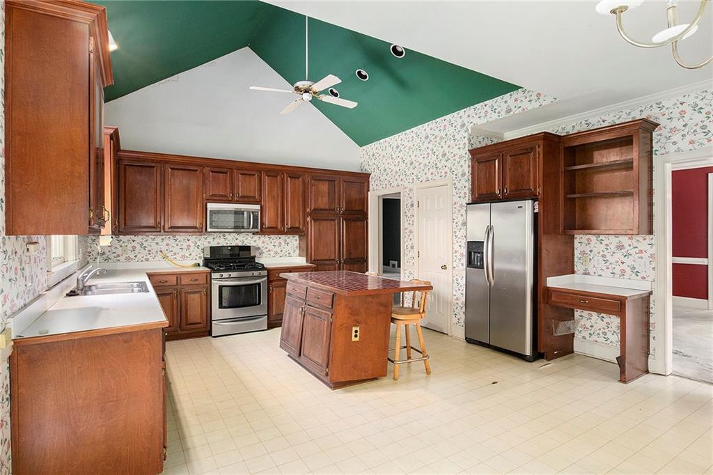 4484 Hunters Way, Stone Mountain, Georgia image 12