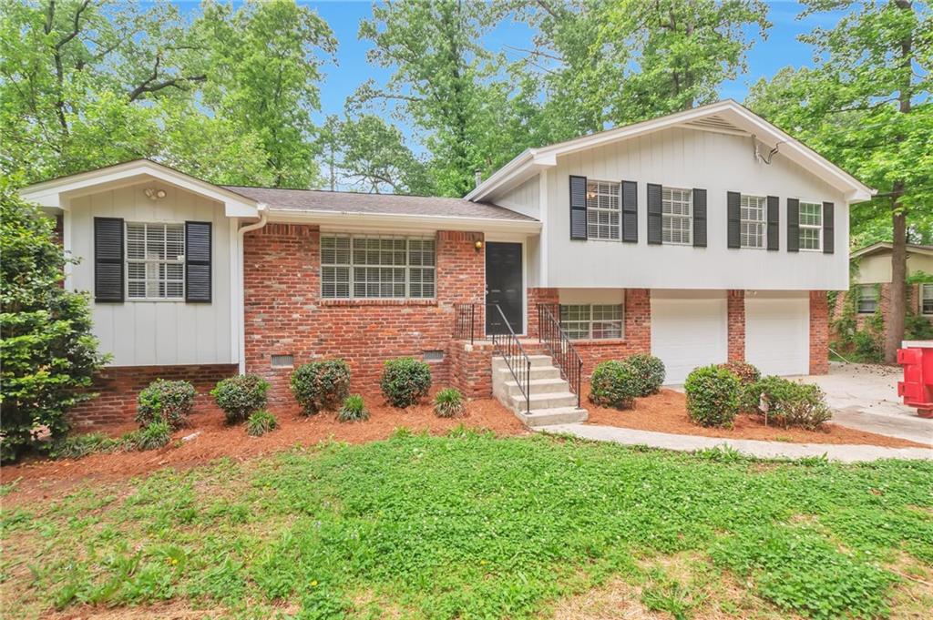 5911 Christopher Lane, Lithonia, Georgia image 1