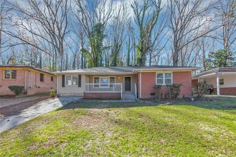 2084 SNOW Road SW Atlanta GA 30311