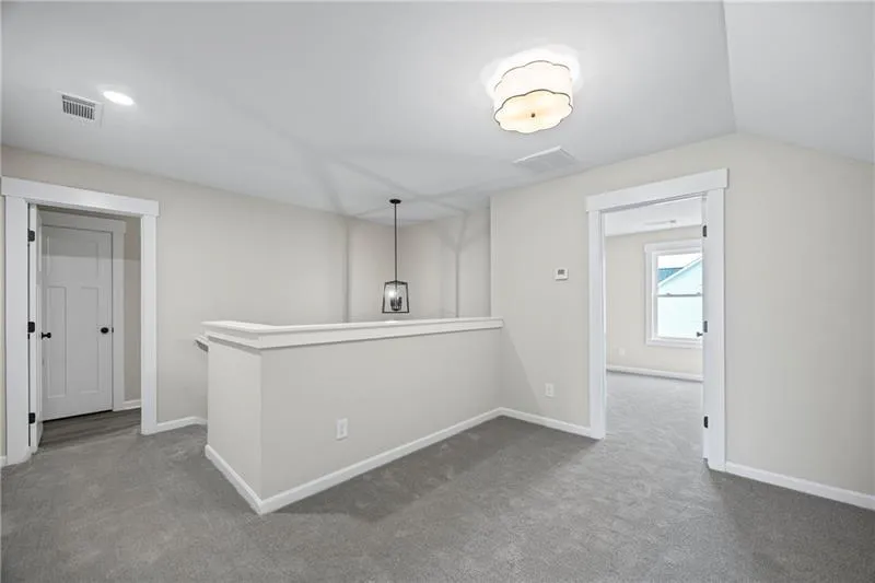 Toccoa, Georgia 30577, United States, 3 Bedrooms Bedrooms, ,3 BathroomsBathrooms,Residential,Active,175959