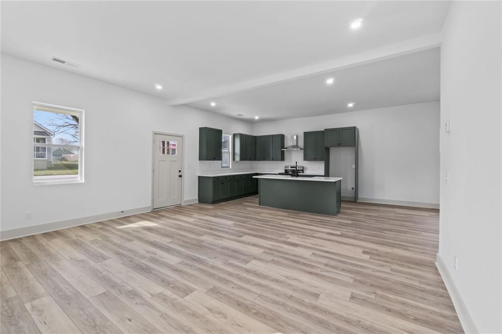 1604 Broad Street NE