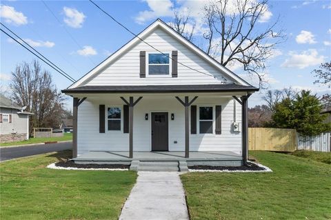 Homes For Sale - 1604 Broad Street<br/> Conyers, GA 30012