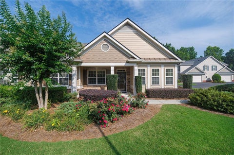 Homes For Sale - 220 Orchards Circle<br/> Woodstock, GA 30188