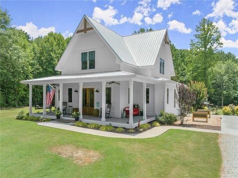 A home in Maysville