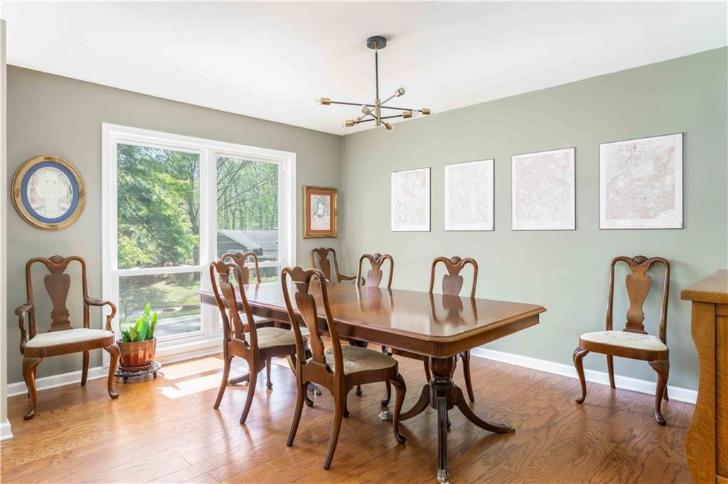 2590 Hawthorne Place, Atlanta, Georgia image 16
