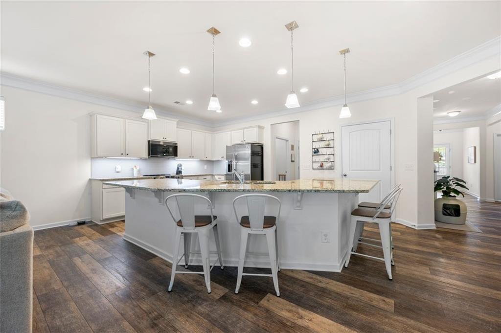 5318 Burrus Lane