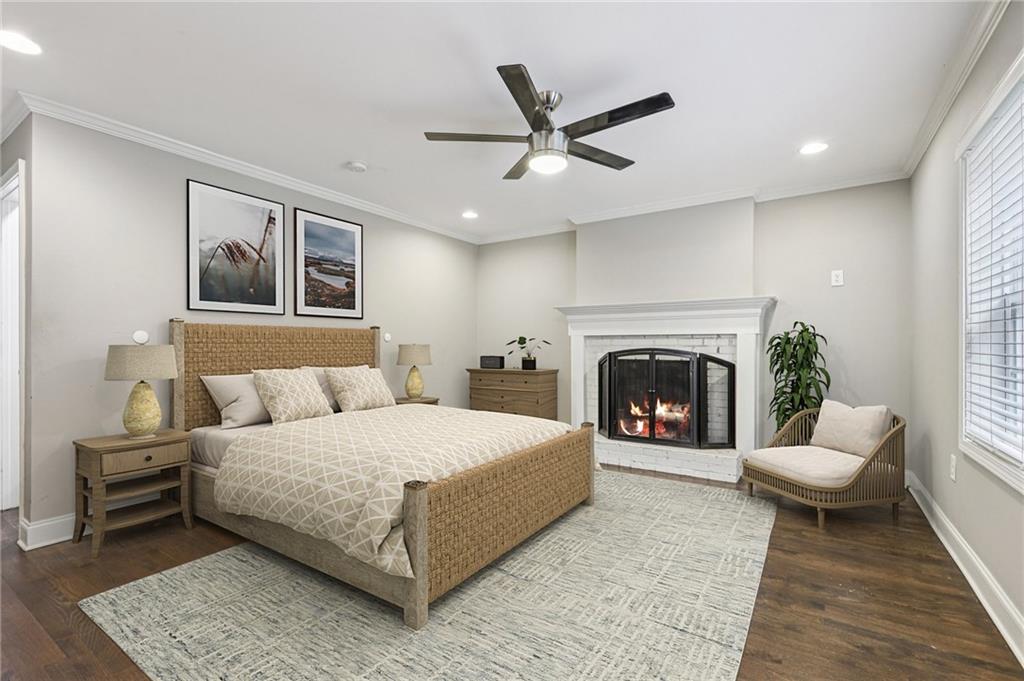 2445 Woodridge Drive