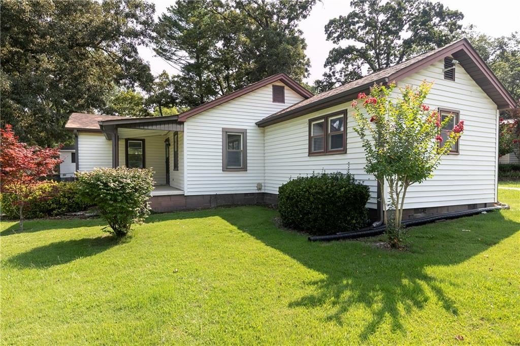3186 Highway 411 NE