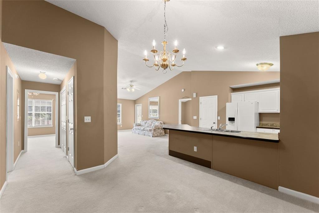 1011 Holly Drive 604