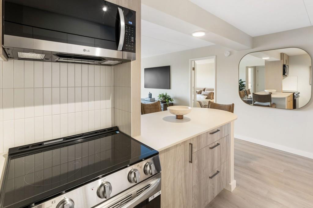 2460 Peachtree Road NE 1105