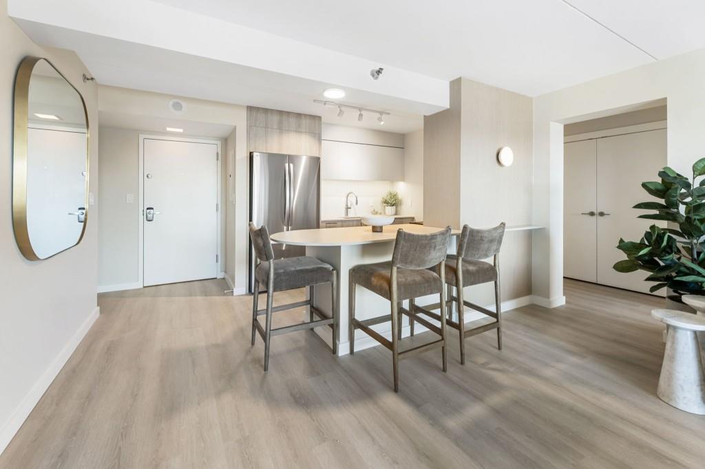 2460 Peachtree Road NE 1105