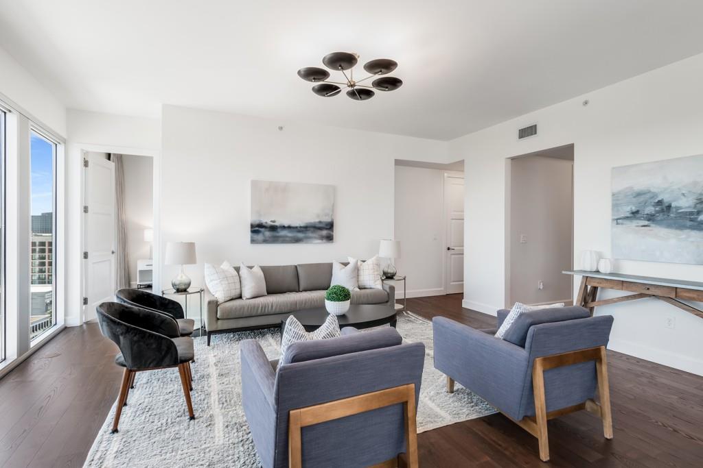 1820 Peachtree Street 1607