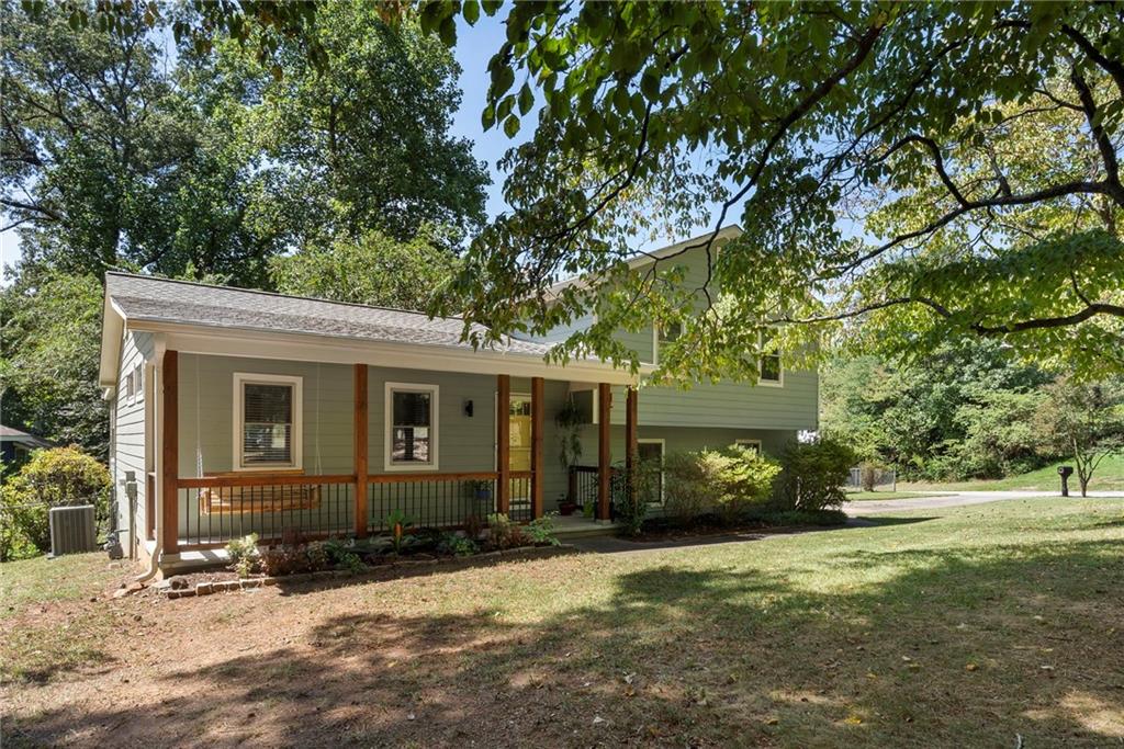 156 Settendown Trail SE