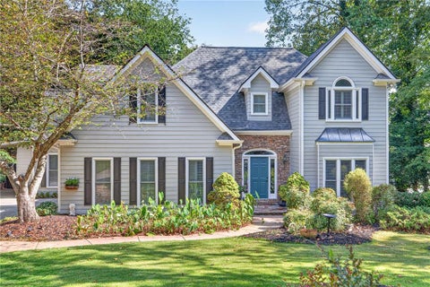 Homes For Sale - 3520 Habersham Club Drive<br/> Cumming, GA 30041