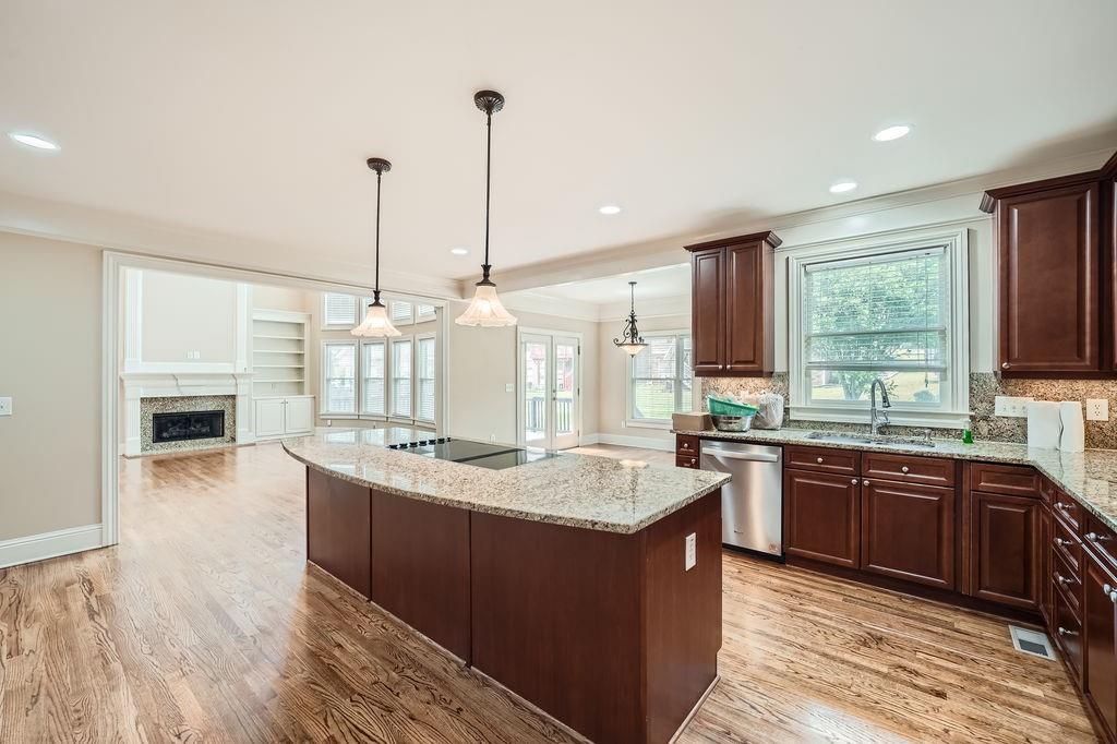 Ellington - Residential