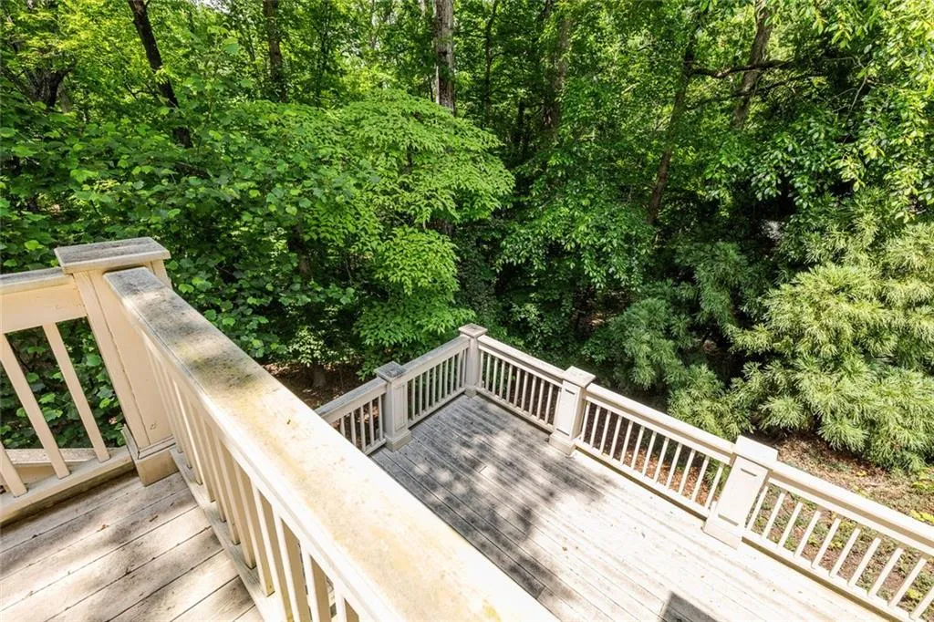 Sandy Springs, Georgia 30350, United States, 4 Bedrooms Bedrooms, ,6 BathroomsBathrooms,Residential,Pending,138249