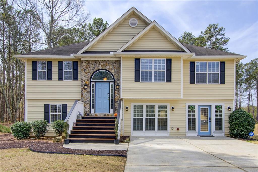 3835 Annandale Lane, Suwanee, Georgia image 1