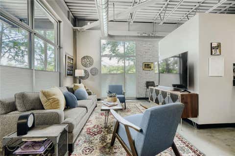 Condo For Rent - 5200 Peachtree Road #3208<br/> Dekalb County, Chamblee, GA 30341