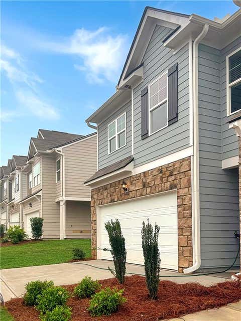 Townhouse For Rent - 55 Rustin Ridge<br/> Dahlonega, GA 30533