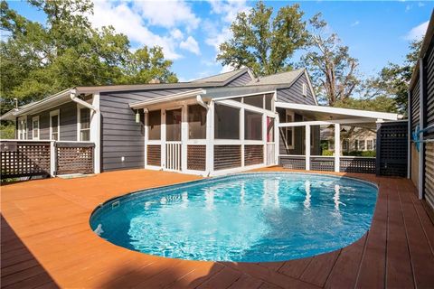 A home in Lindale