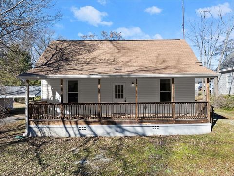 A home in Commerce