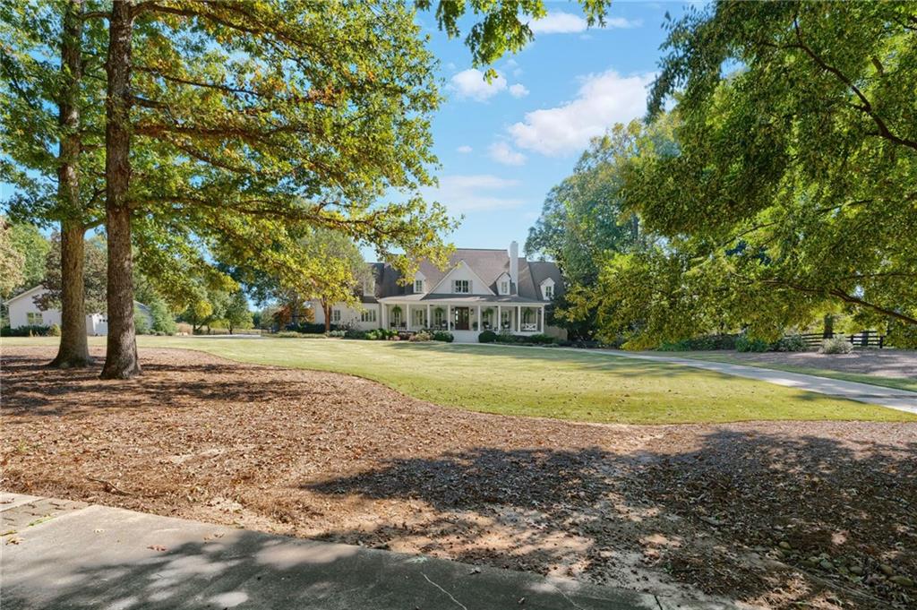 986 Austin Road