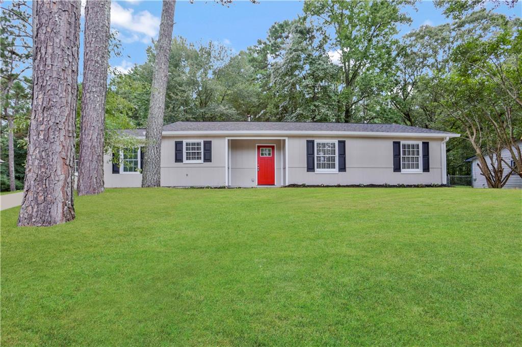 Ready Now! Stunningly renovated home with 5 bedroom 2 bathroom in Conyers. Call to schedule a viewing today, this wont last long!Â
Excalibur Homes does not advertise on Facebook or Craigslist. Be advised that the sq ft and other features provided may be approximate. Prices and/or availability dates may change without notice. Lease terms 12 months or longer. Application fee is a non-refundable $75 per adult over 18 years of age. One-time $200 Administrative fee due at move-in. Most homes are pet-friendly. Breed restrictions may apply. Rental insurance required.
