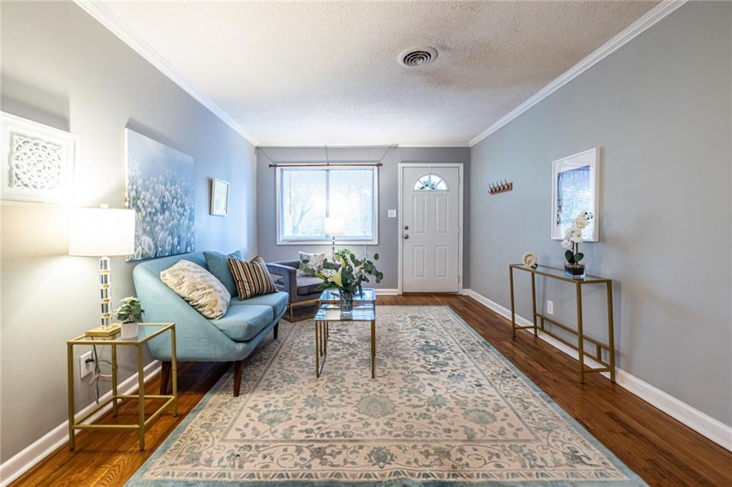 520 Park Avenue SE 10