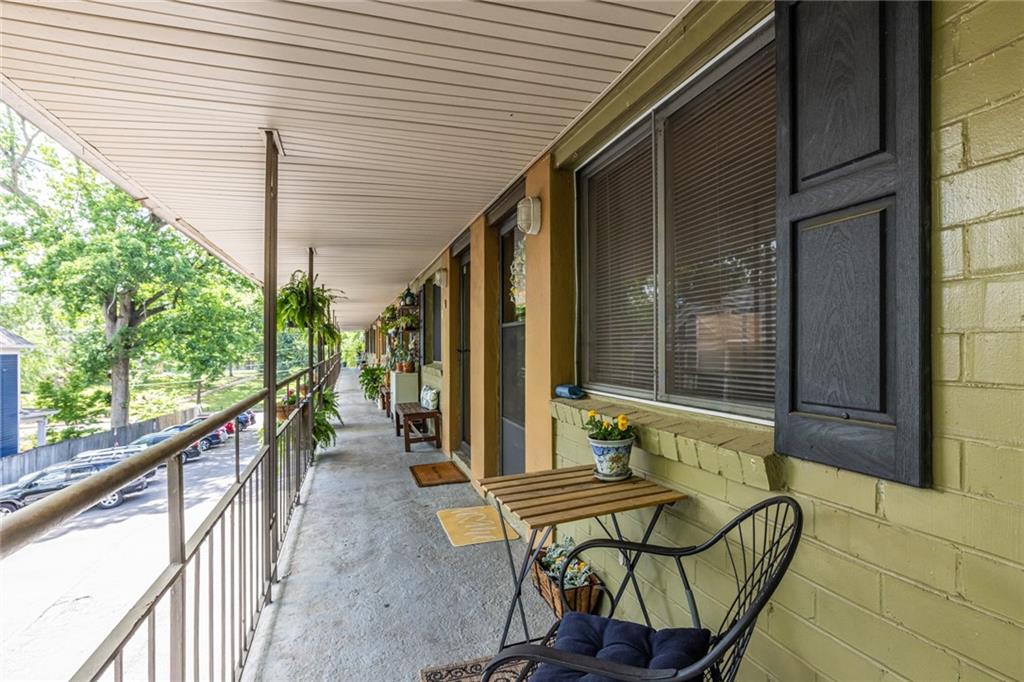 520 Park Avenue SE 10