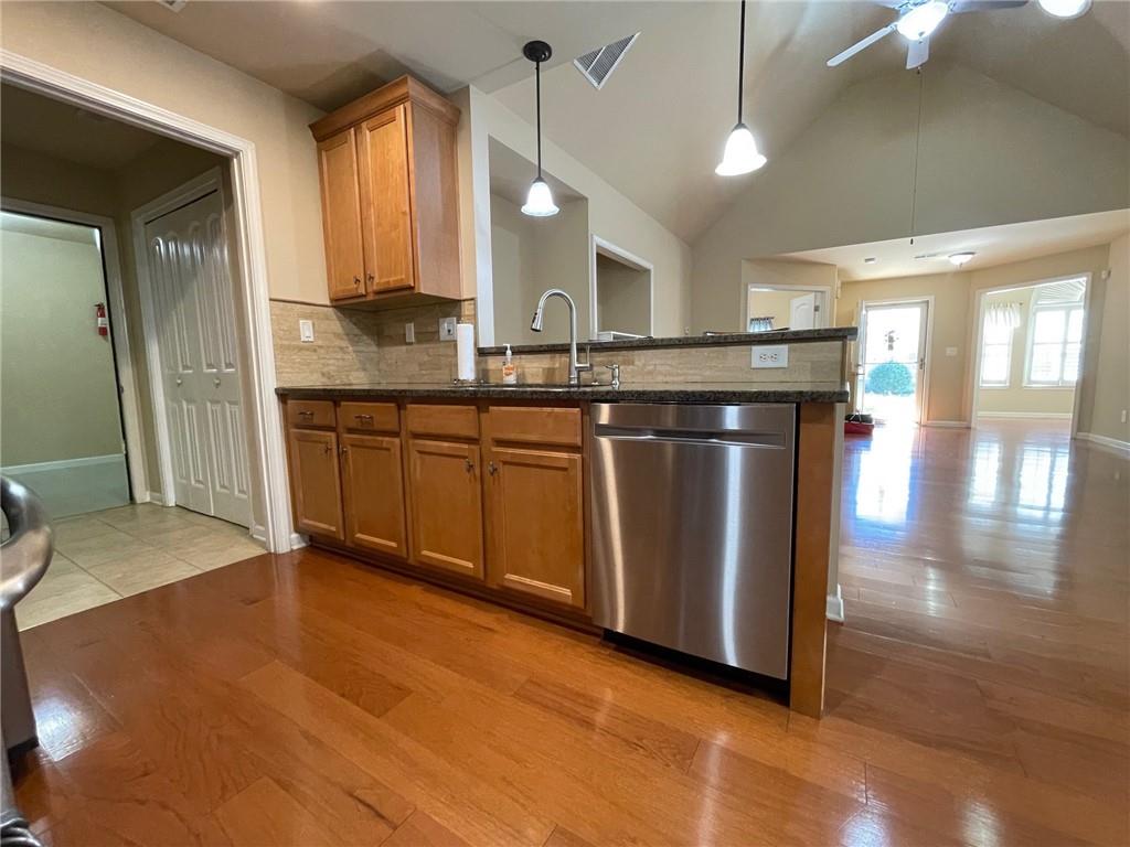 Wyndsor At Mineral Museum Drive - Residential