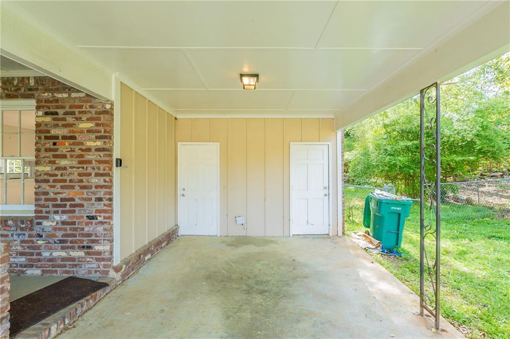 2877 Kensington Way, Rex, Georgia image 3