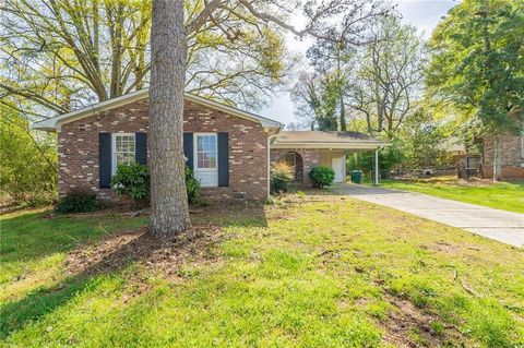 Homes For Sale - 2877 Kensington Way<br/> Clayton County, Rex, GA 30273