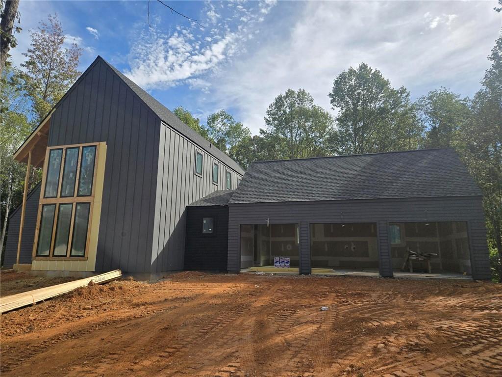 140 Cedarwood Lane