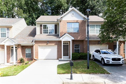 Townhouse For Sale - 2486 Laurel Circle<br/> Atlanta, GA 30311