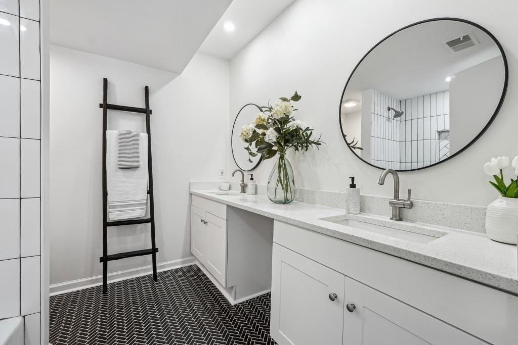 Foxcroft - Residential
