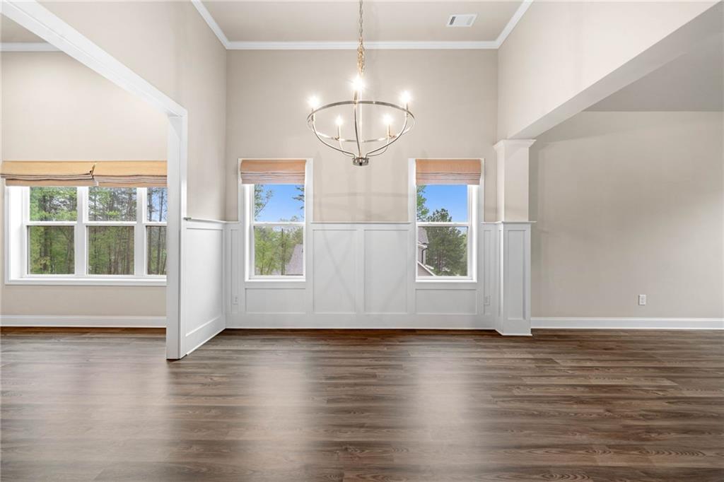 River Manor - Residential