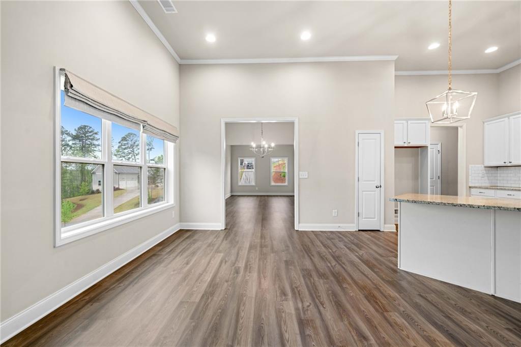 River Manor - Residential