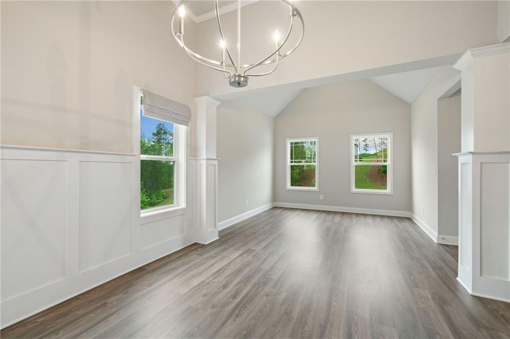 River Manor - Residential