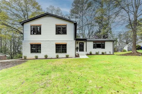 1450 CEDARHURST Drive Dunwoody GA 30338