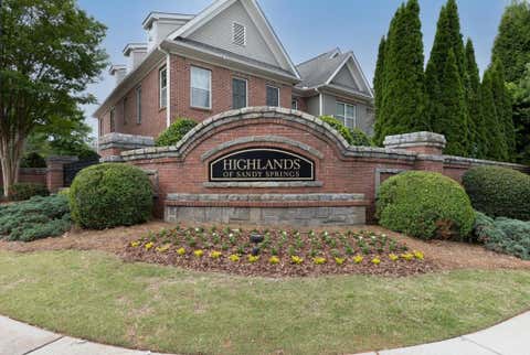 Townhouse For Sale - 7280 Glisten Avenue<br/> Atlanta, GA 30328