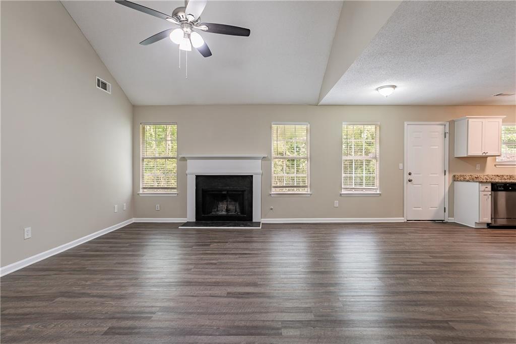 4096 Waldrop Hills Drive, Decatur, Georgia image 7
