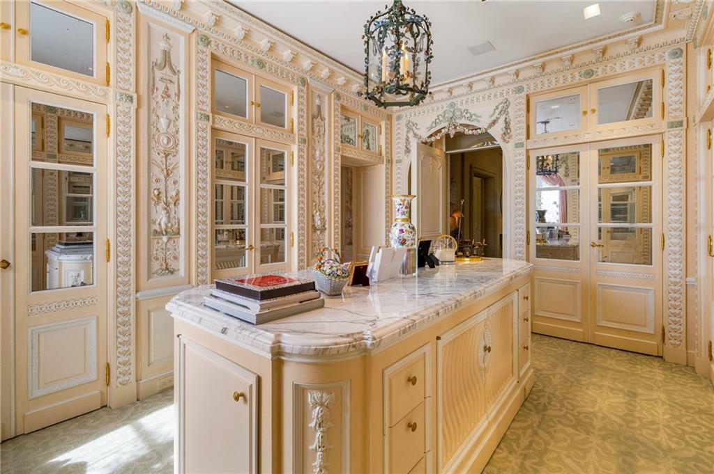 The Enclave on Peachtree - Residential